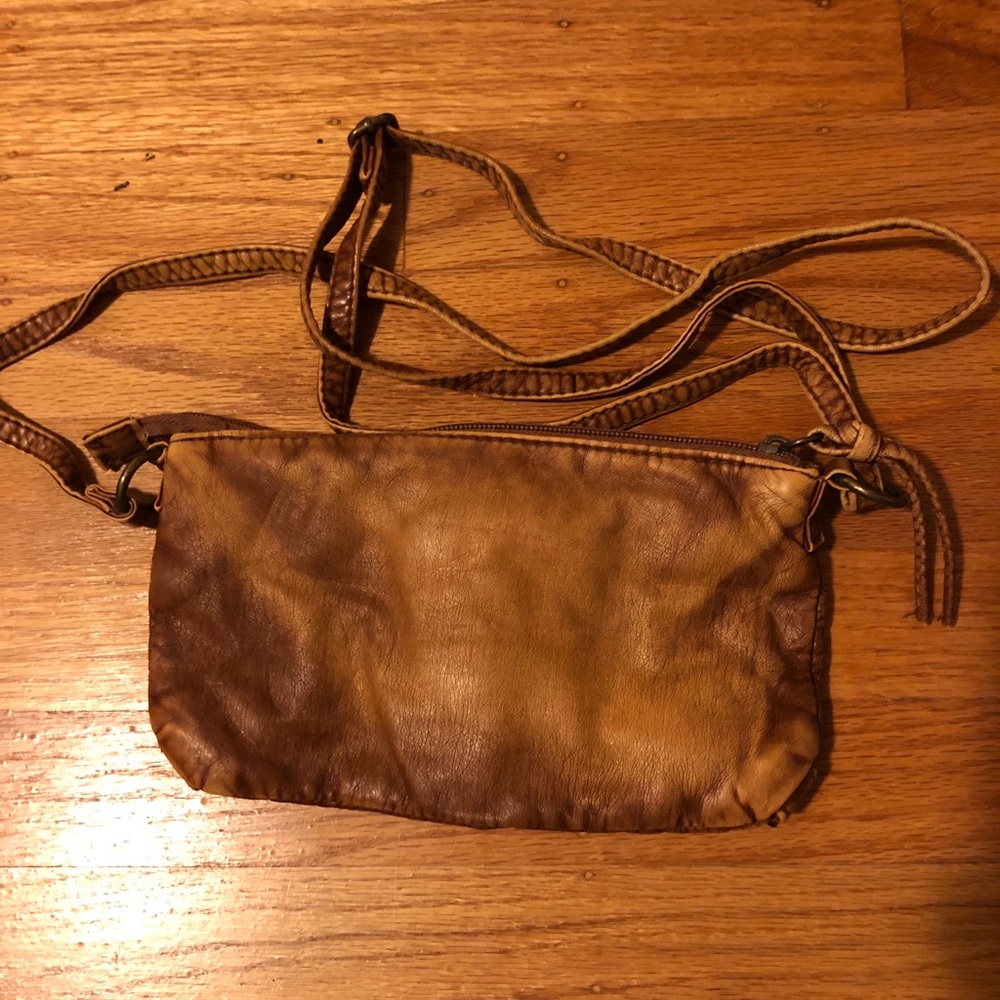 Small Purse w/ Adjustable Strap - Picture 2 of 4